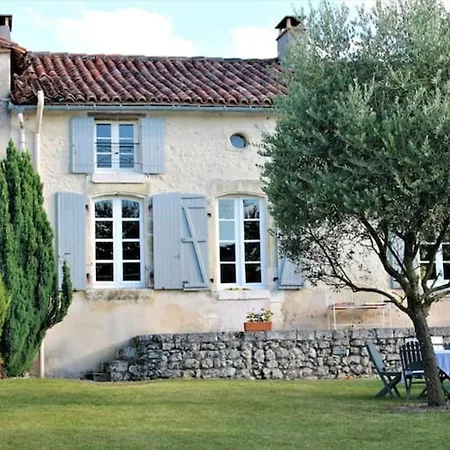 別荘 Chez Gigon - Beautiful 16th Century Farmhouse Montboyer